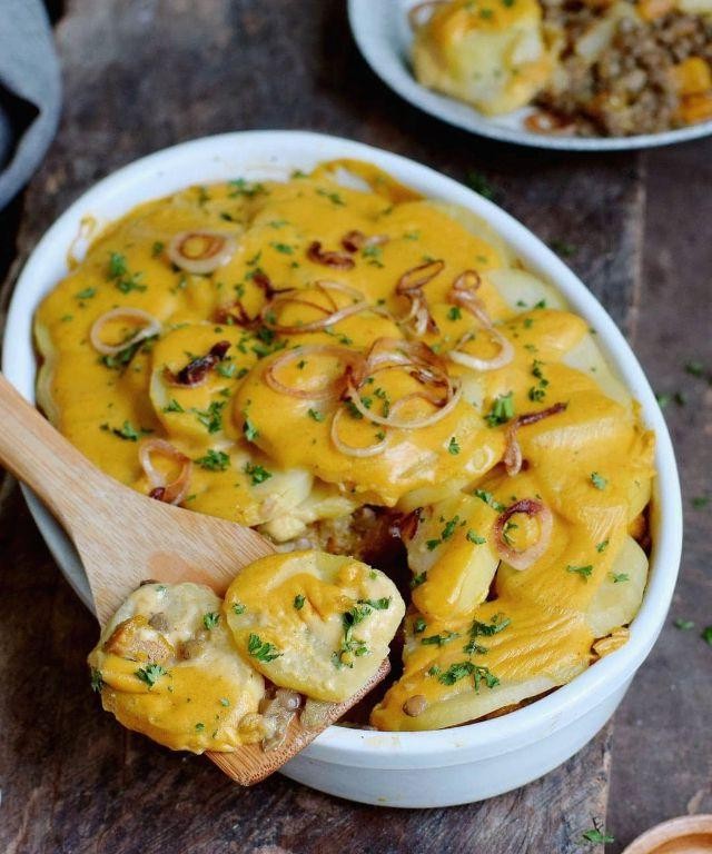 Pumpkin and Lentil Casserole with Garlic Breadcrumbs
