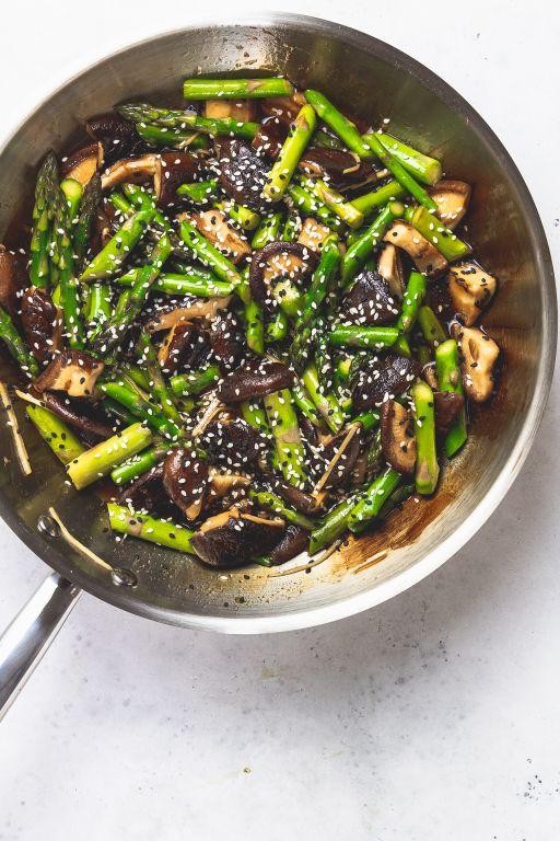 Quick Asparagus and Mushroom Stir-Fry