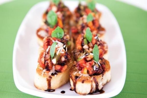 Quick Asparagus and Tomato Bruschetta