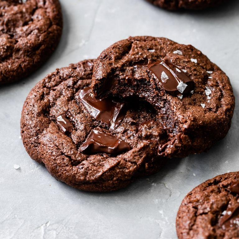 18 Delicious Quick Cookie Recipes for Busy Bakers