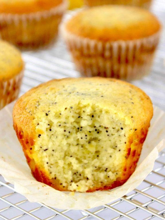 Quick Keto Lemon Poppy Seed Muffins