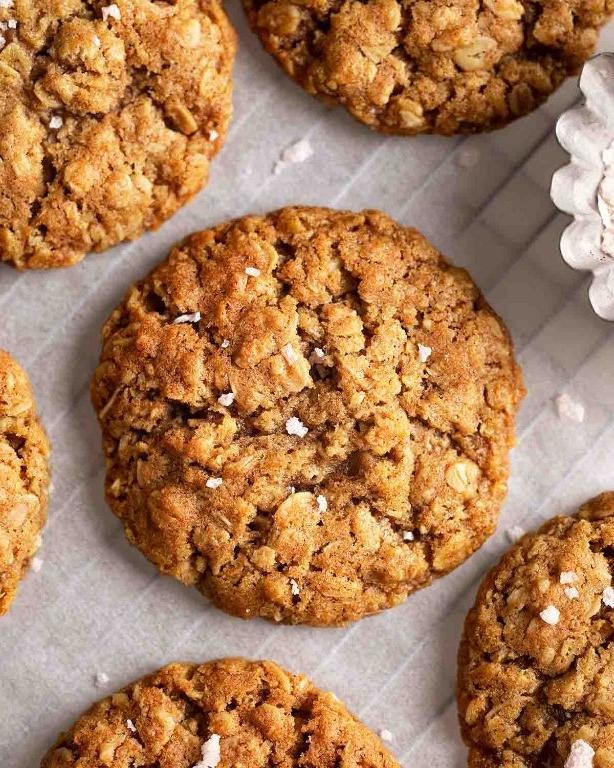 Quick Vegan Oatmeal Cookies
