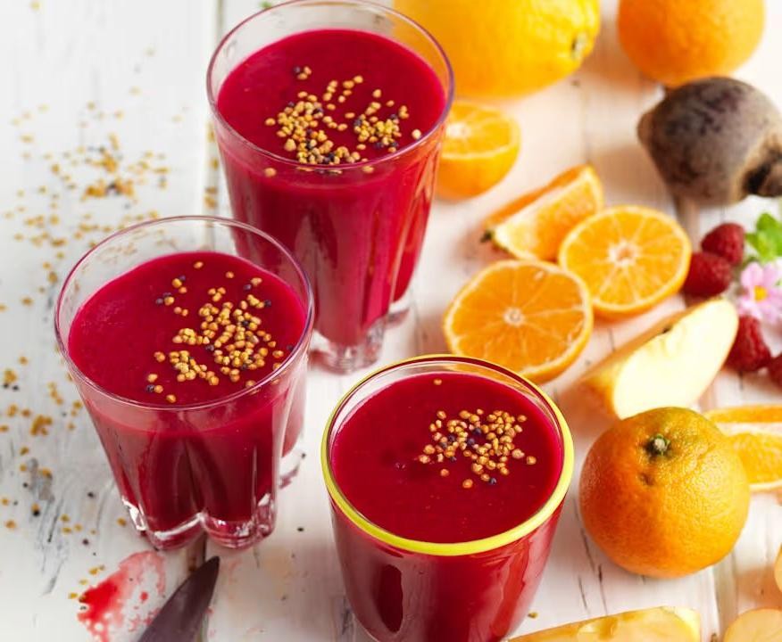 Raspberry Beetroot Detox Smoothie