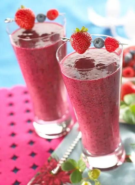 Raspberry Blueberry Blast Smoothie
