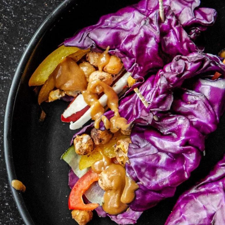 Red Cabbage and Chickpea Wraps