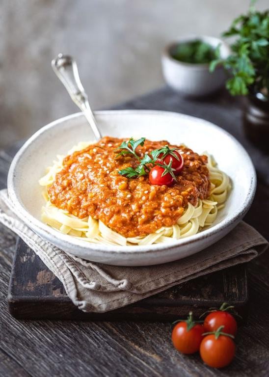 Red Lentil Pasta with Creamy Cashew Sauce