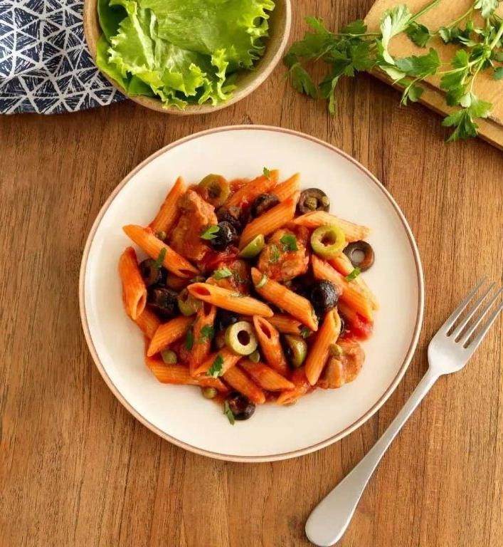 Red Lentil Pasta with Olives and Capers