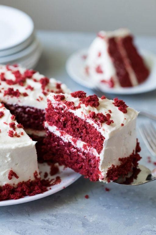 Red Velvet Whip Cream Cake