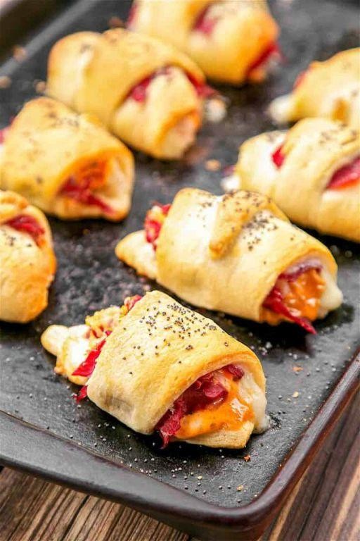 Reuben Crescent Roll Pizza