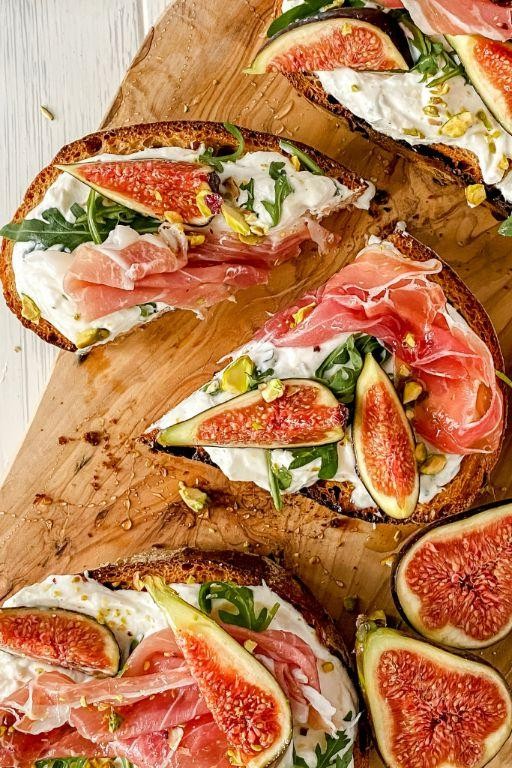 Ricotta and Fig Breakfast Bruschetta