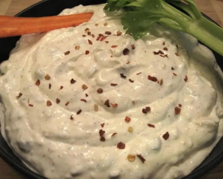 Roasted Garlic and Gorgonzola Dip