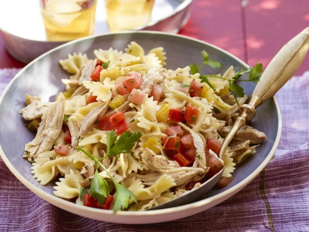 Roasted Red Pepper Bow Tie Pasta Salad