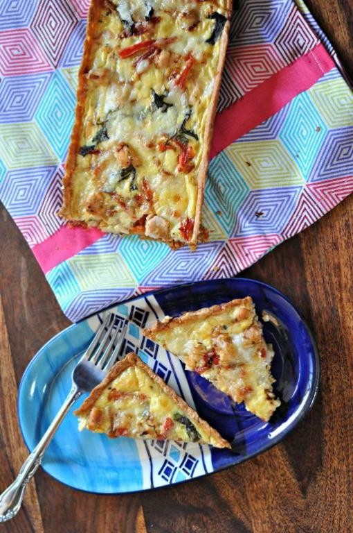 Roasted Red Pepper and Chicken Quiche