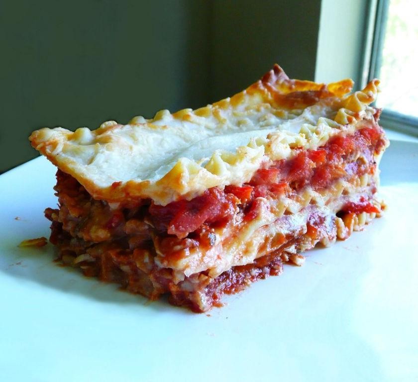 Roasted Red Pepper and Goat Cheese Lasagna