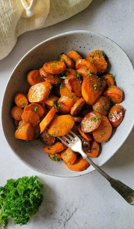 Rose Hip Glazed Roasted Carrots