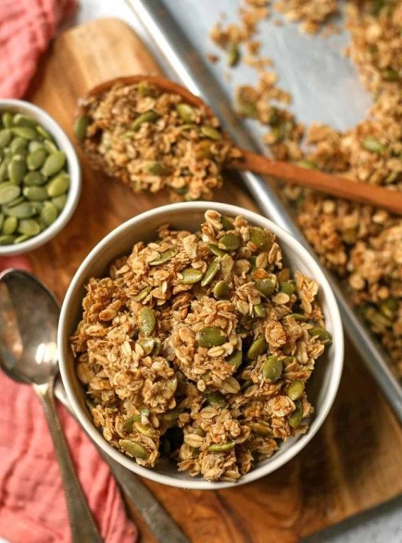 Rose Hip and Pumpkin Seed Granola