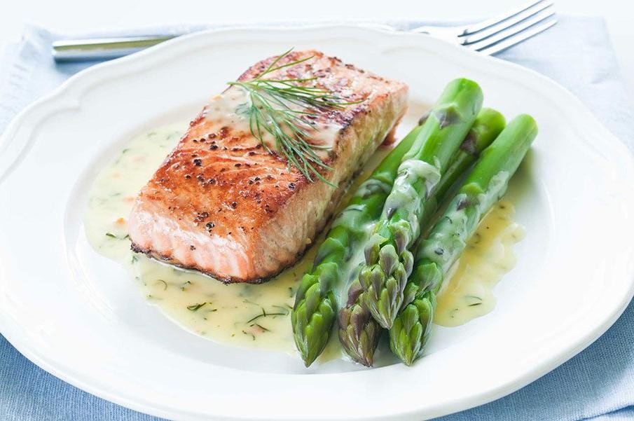 Salmon and Asparagus Bites with Hollandaise