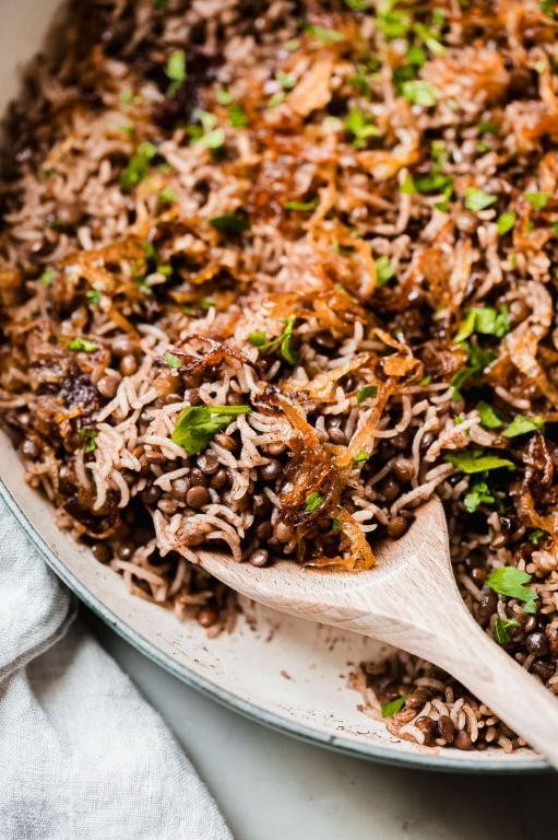 Sephardic Lentil and Rice Pilaf (Mujaddara)