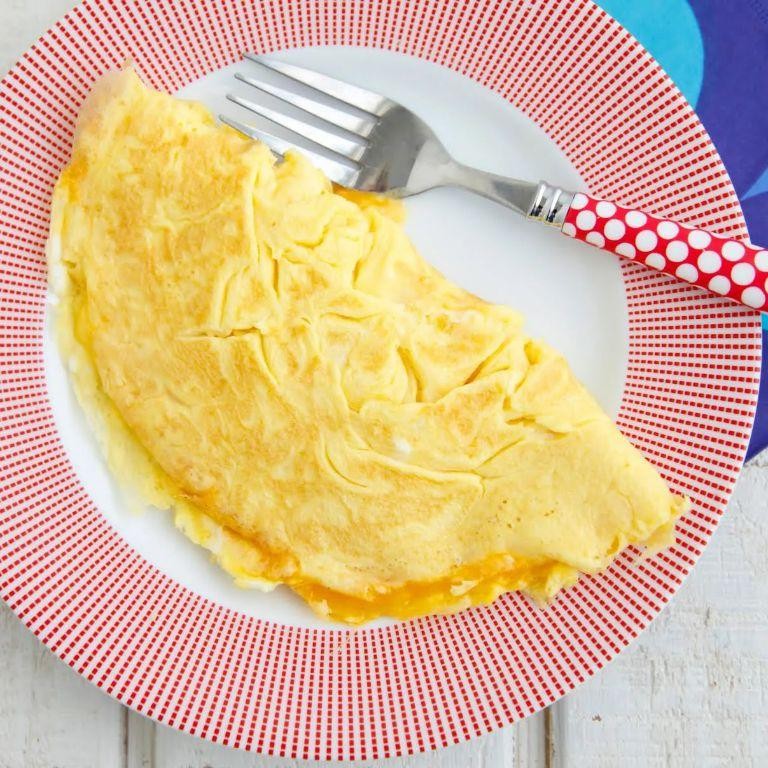 Simple Cheese Omelette