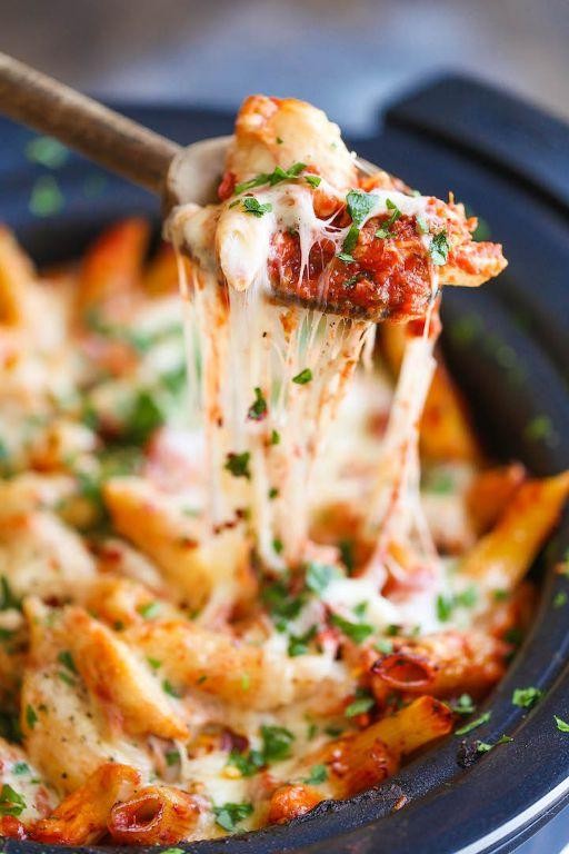 Slow Cooker Chicken Parmesan Pasta