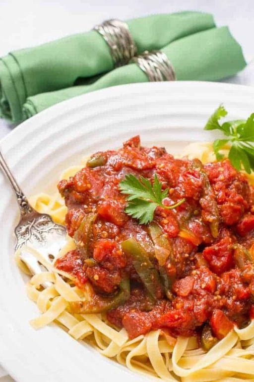 Slow Cooker Pork Steaks in Tomato Basil Sauce