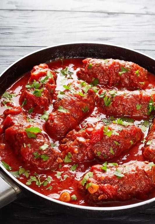 Slow-Cooked Braciole in Tomato Sauce