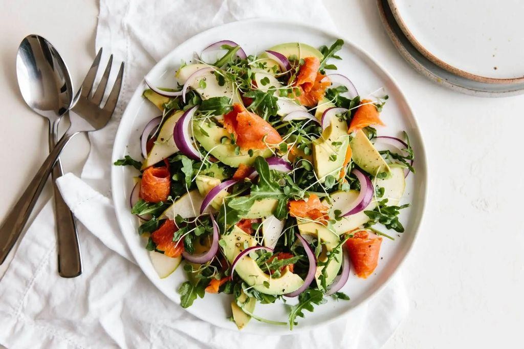 20 Festive Holiday Salad Recipes Delicious