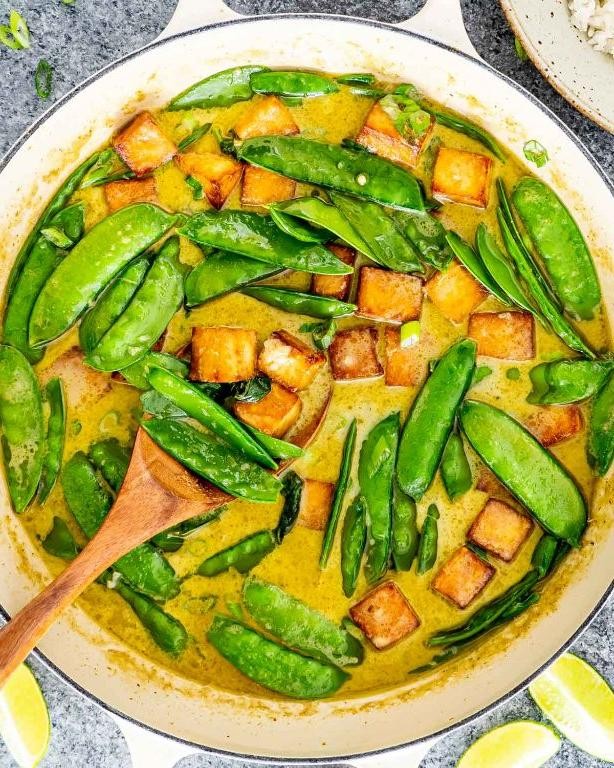 Snow Pea and Tofu Curry
