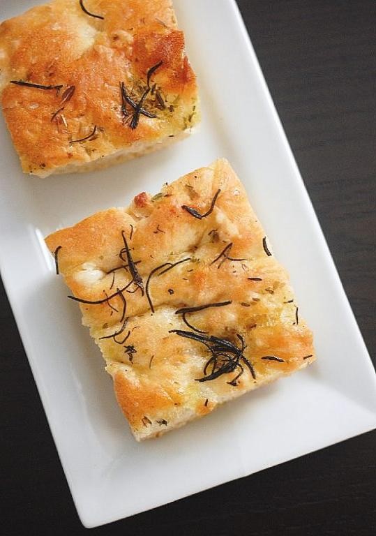 Sourdough Discard Focaccia with Rosemary and Sea Salt