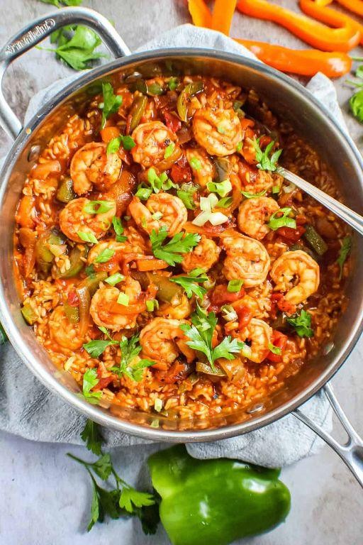 Spicy Cajun Shrimp and Rice Skillet with Bell Peppers