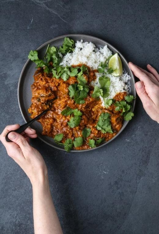 Spicy Cauliflower Mushroom Curry