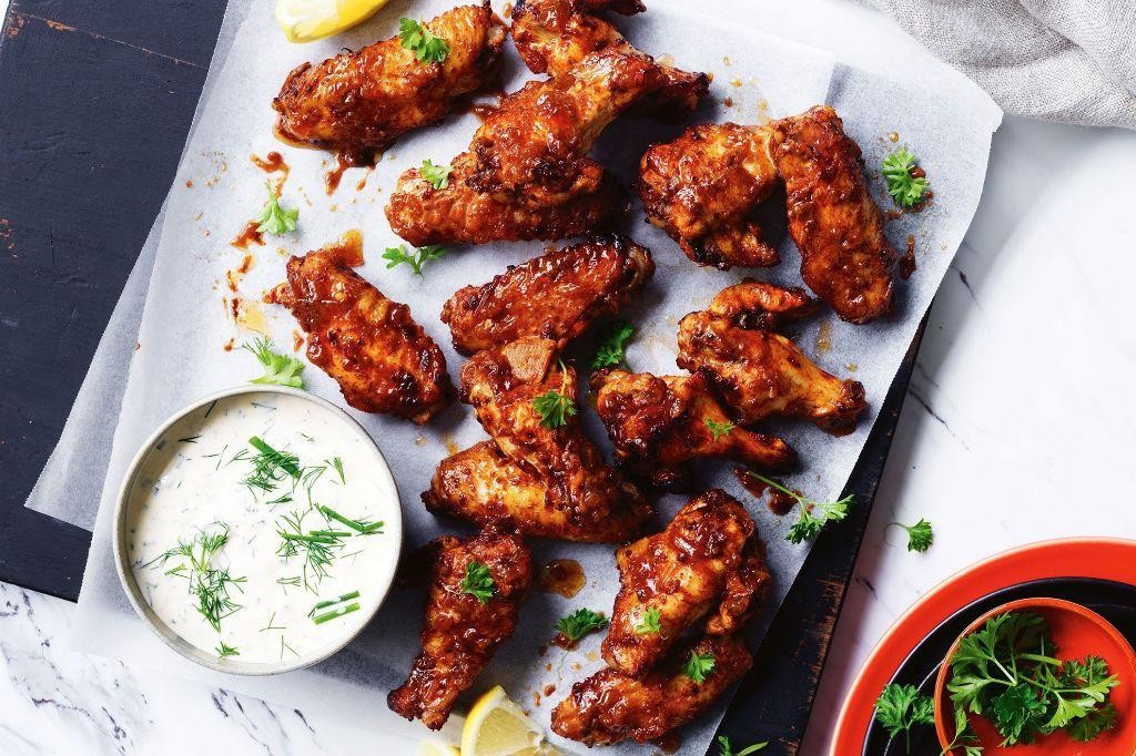 Spicy Chicken Wings with Ranch Dip