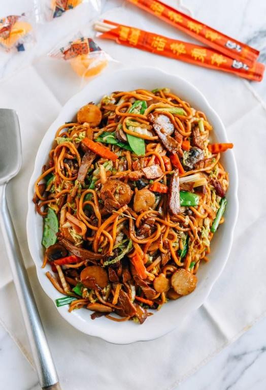 Spicy Garlic Pork Lo Mein