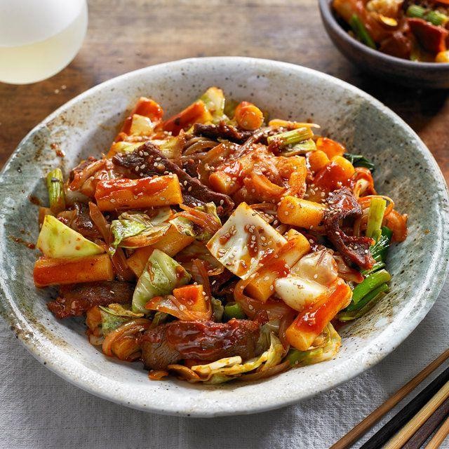 Spicy Ground Turkey Tteokbokki (Rice Cakes)
