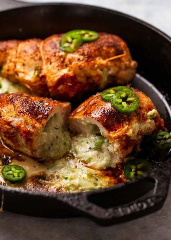 Spicy Jalapeño Popper Stuffed Chicken