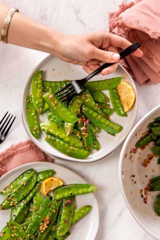 Spicy Snow Peas with Chili and Garlic