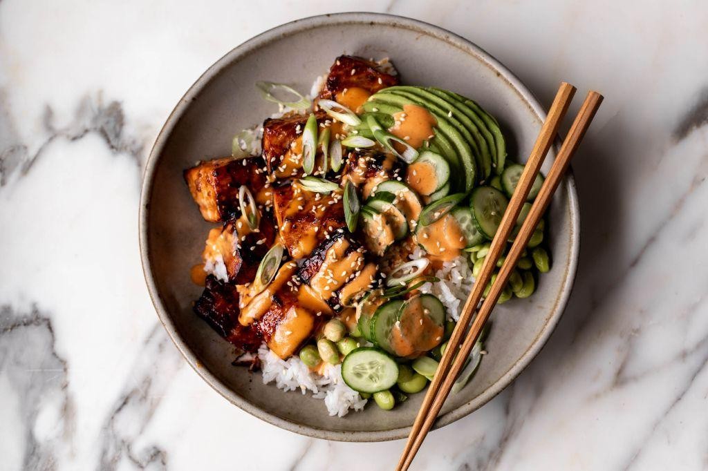Spicy Teriyaki Salmon Bowls