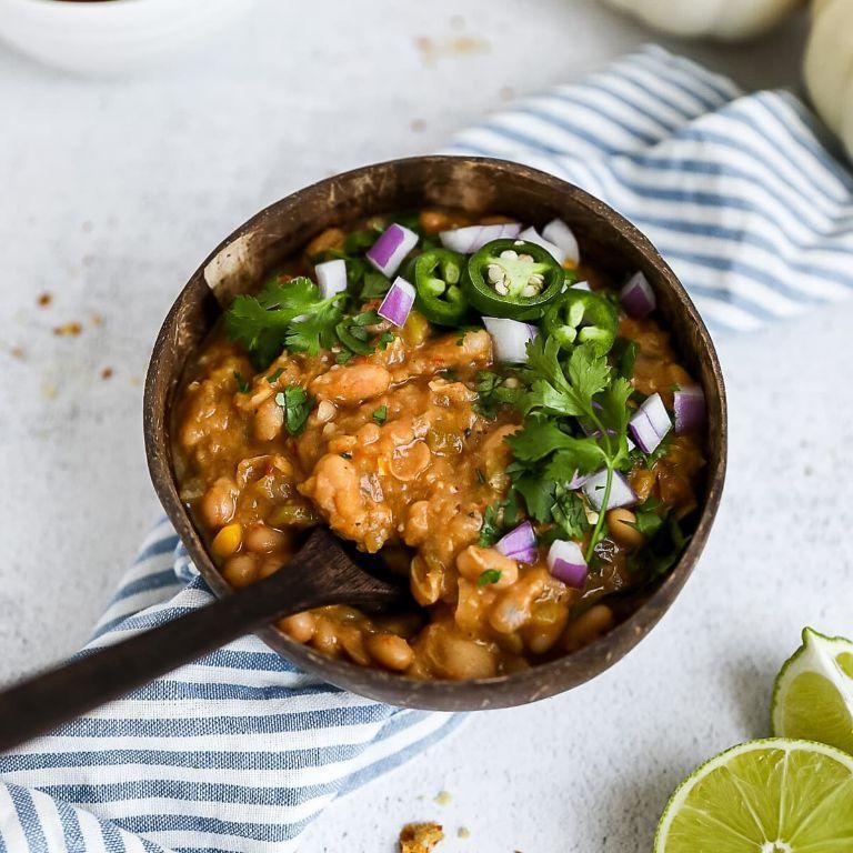 Spicy Vegan White Bean Chili