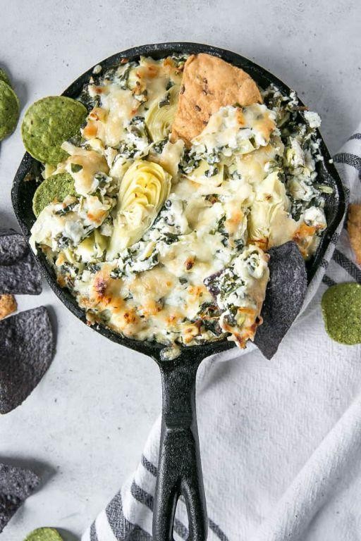 Spinach and Artichoke Greek Yogurt Dip