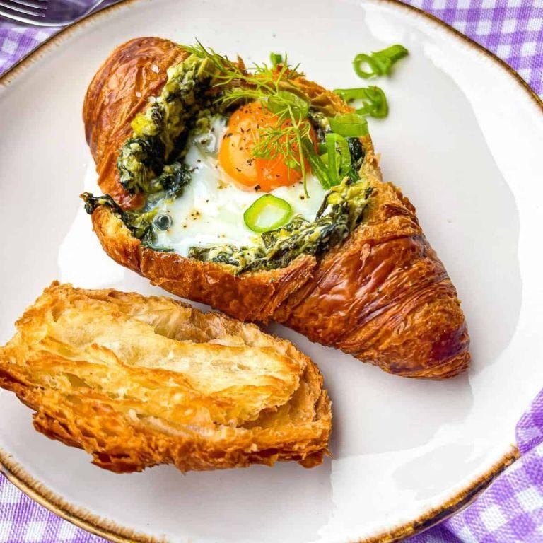 Spinach and Feta Eggs in a Nest