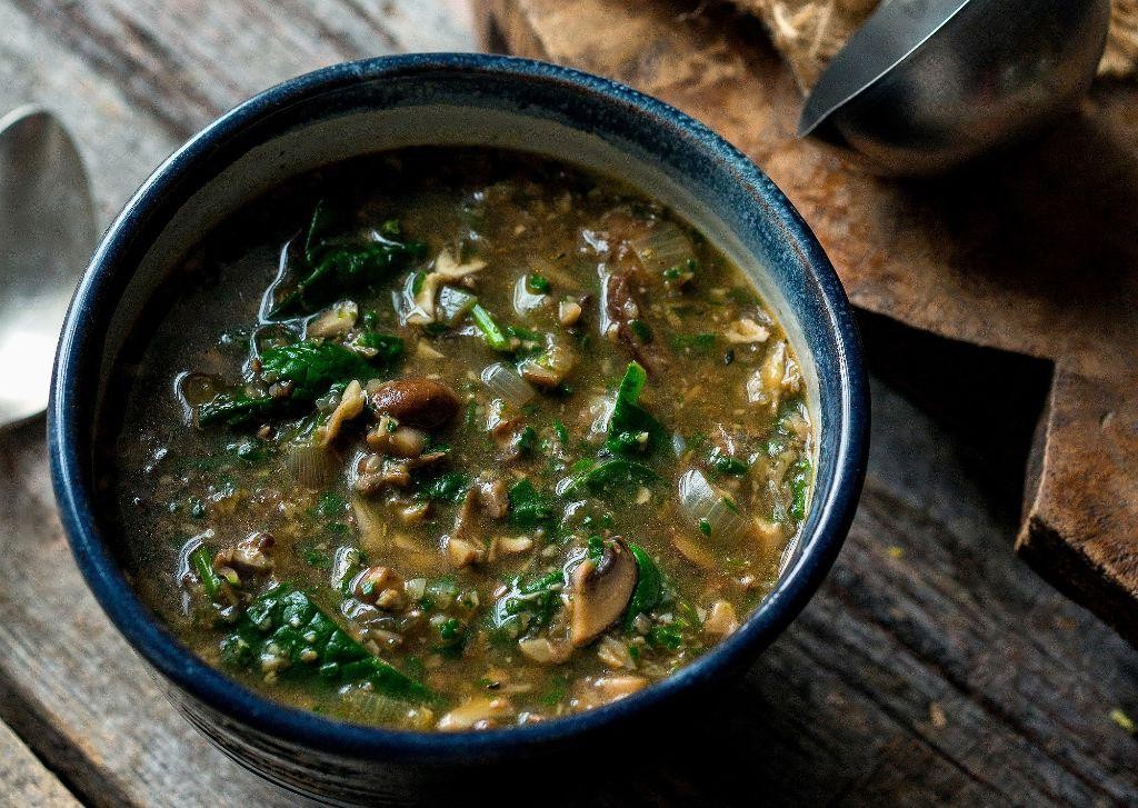 Spinach and Mushroom Sacred Heart Diet Soup