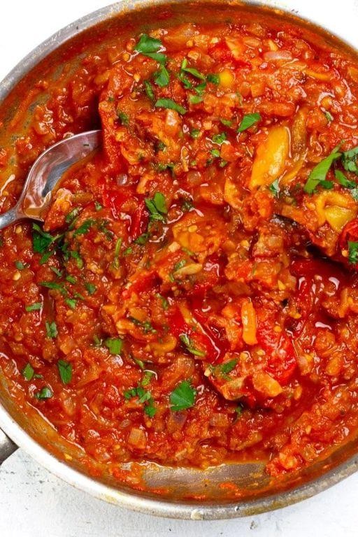 Stewed tomatoes with roasted red peppers