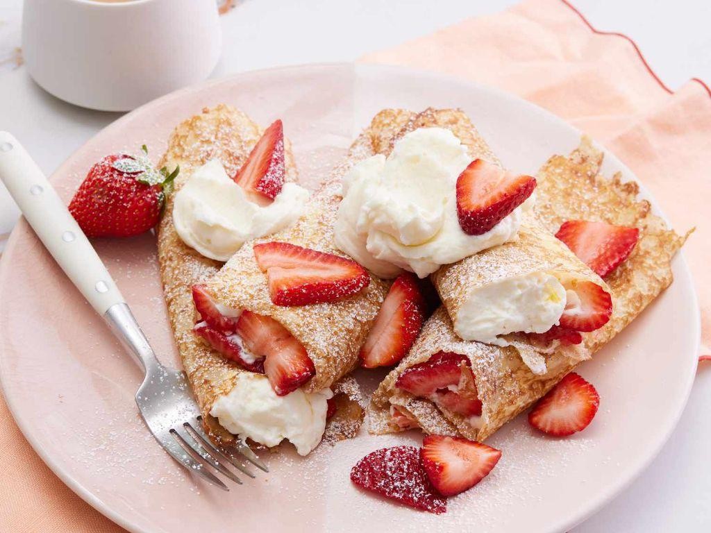 Strawberry Cream Cheese Crepes