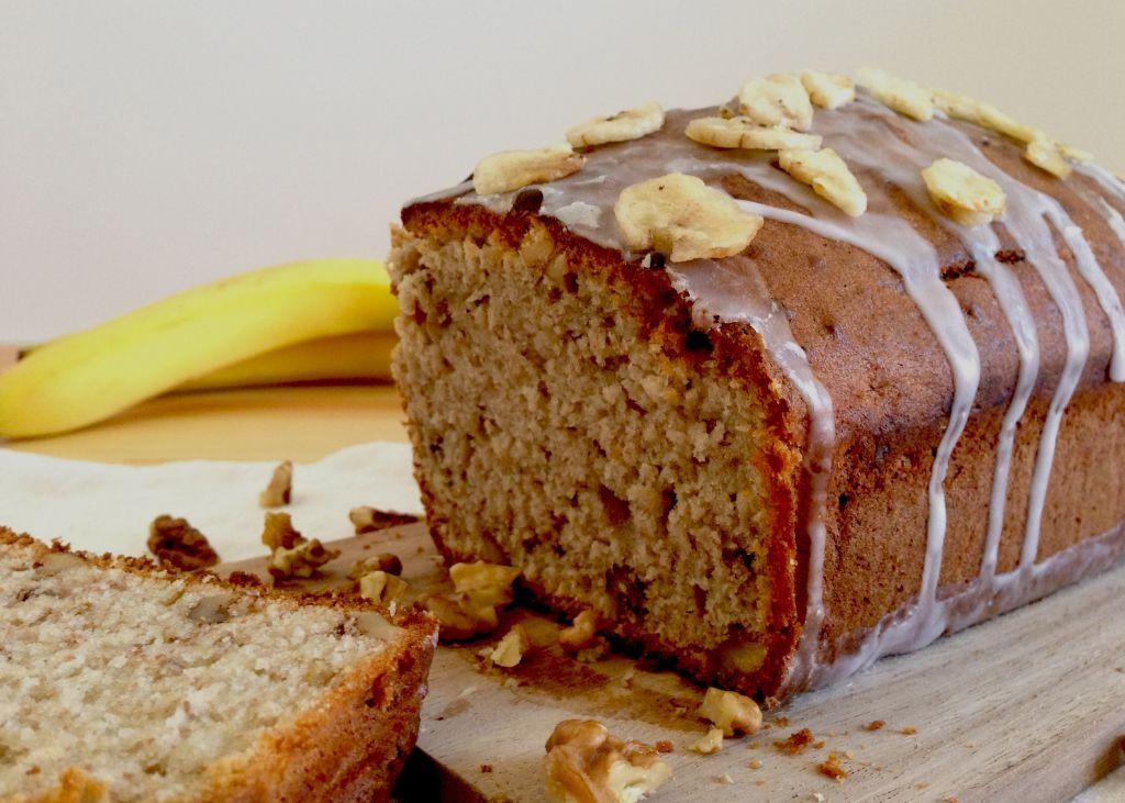 Sweet Banana Bread with Walnuts