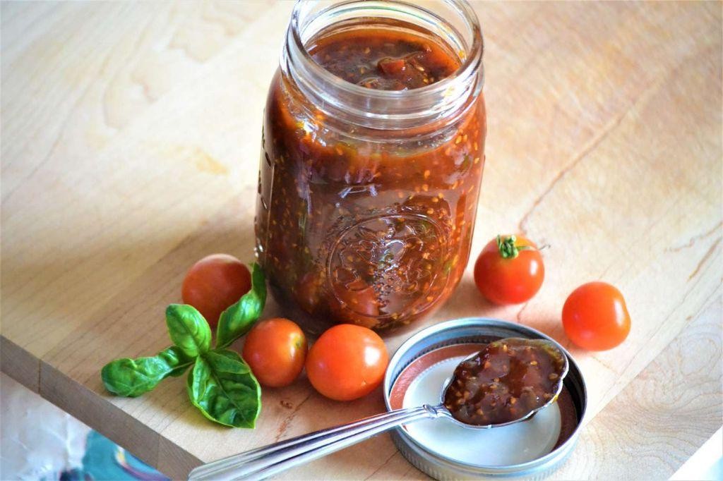 Sweet Basil Cherry Tomato Preserves