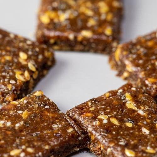 Teff Energy Bars with Dates and Nuts