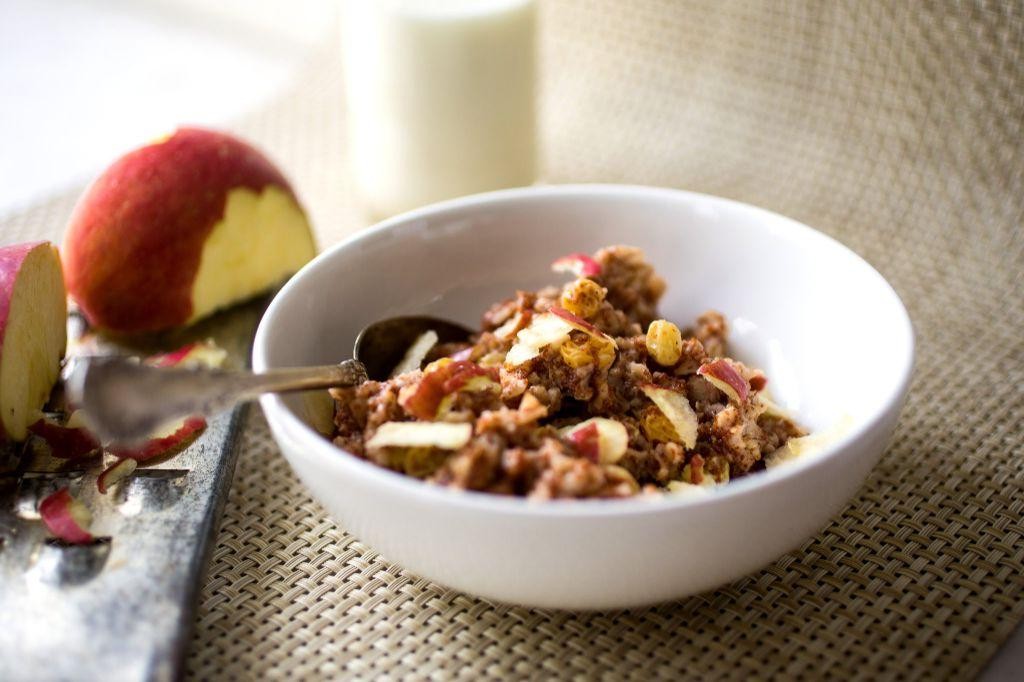 Teff Porridge with Cinnamon and Honey