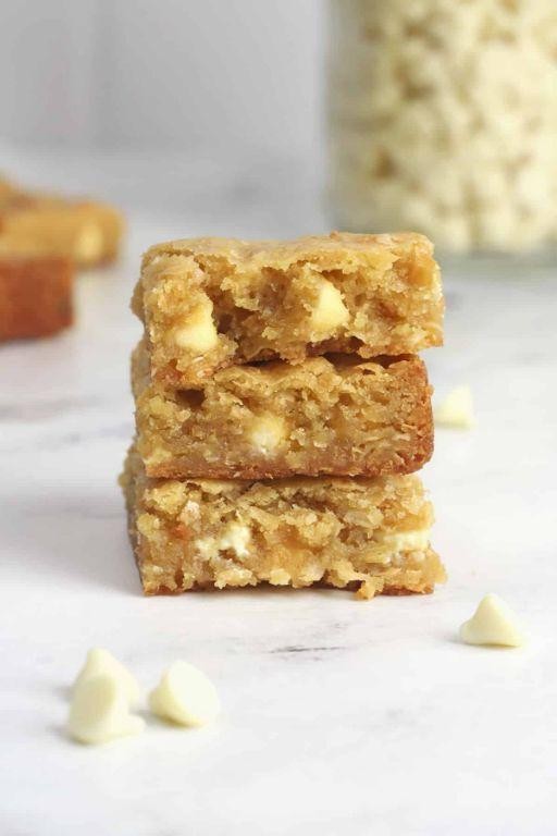 Toasted Coconut Blondies