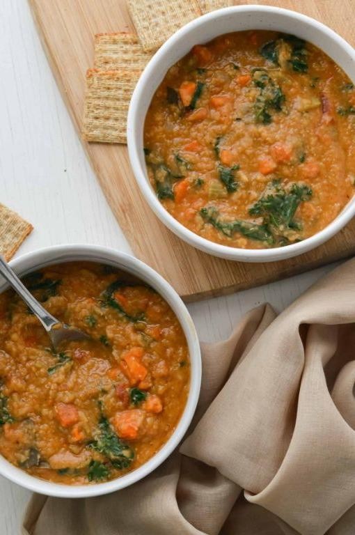 Tupperware-friendly lentil soup