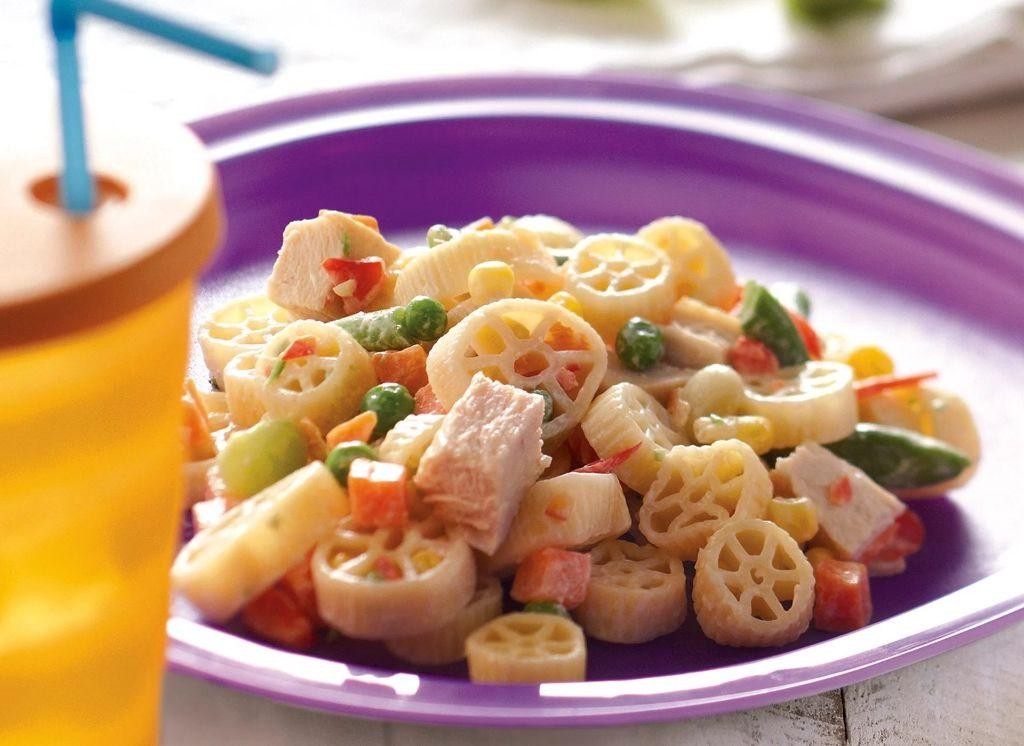 Tupperware-friendly pasta salad
